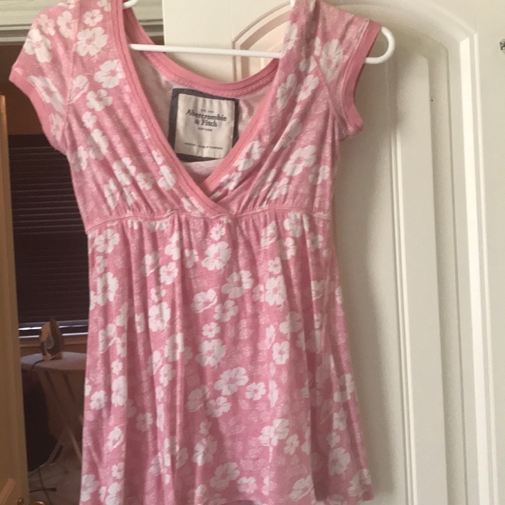 Ladies floral t shirt